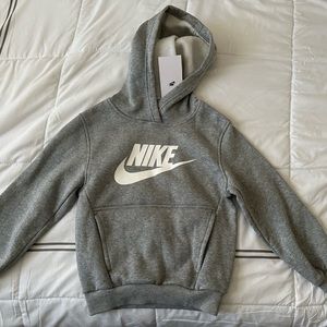 NWT Kids Nike Sweater Size Small